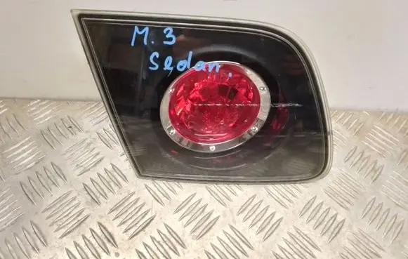 Mazda 3 I Tailgate rear/tail lights