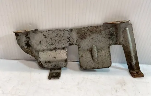 Audi A6 C7 Other engine bay part 06E253009H 06E253009