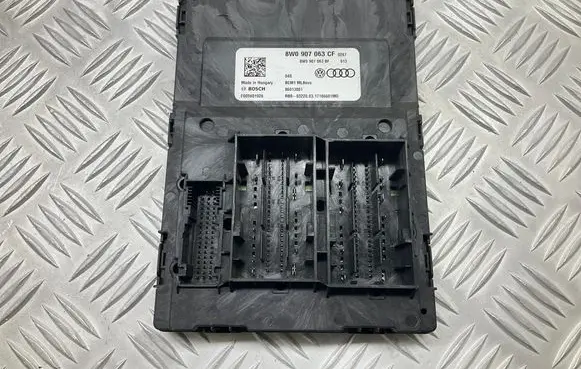 Audi A4 S4 B9 BSM Control unit 8W0907063CF