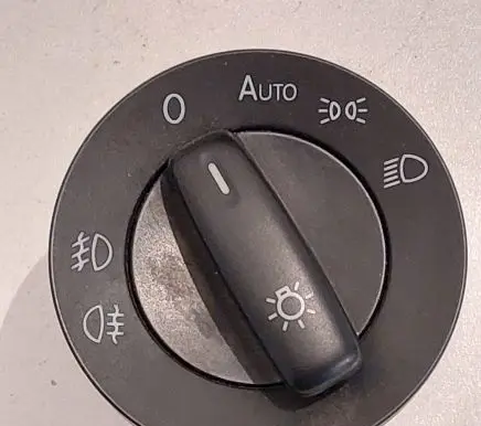 Volkswagen Golf VI Light switch 1K0941431AS