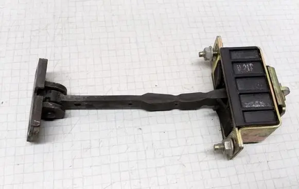 Mercedes-Benz E W211 Front door check strap stopper