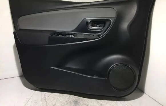 Toyota Yaris Front door card panel trim 677640D130 1482535X 676200DR8023