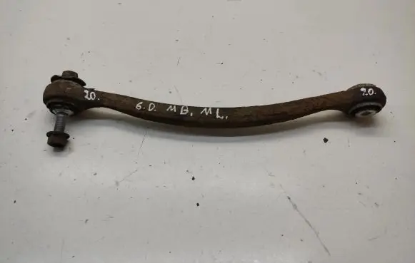 Rear control arm