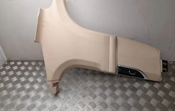 BMW 7 G11 G12 (B) pillar trim (bottom) 7355332