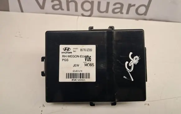 Hyundai i40 Parking PDC control unit/module 957703Z050