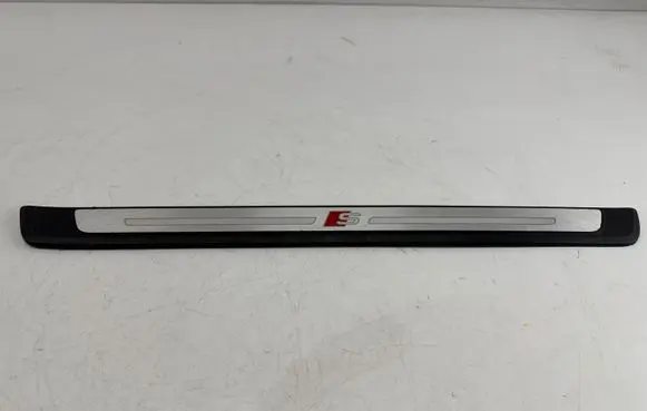 Audi A3 S3 8V Front sill trim cover 8V4947418