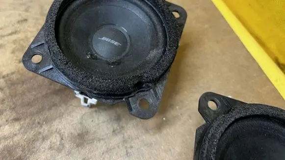Renault Koleos II Panel speaker 281564093R