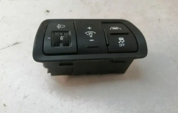 Hyundai i20 (GB IB) Headlight level height control switch 93300C8000 S31648