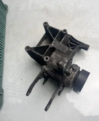 BMW Z3 E36 Alternator belt tensioner pulley 77565