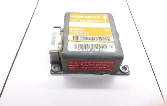 Audi A4 S4 B5 8D Airbag control unit/module 8A0959655C 0285001038