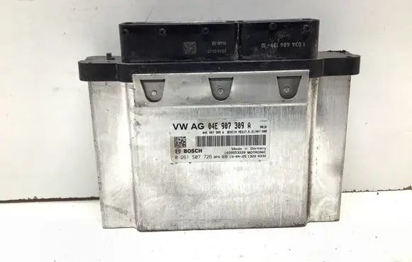 Volkswagen Golf VII Engine control unit/module 04E907309A 0261S07726