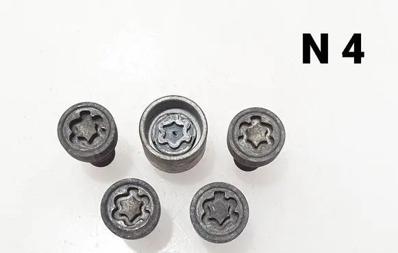 Volkswagen Golf VII Nuts/bolts 