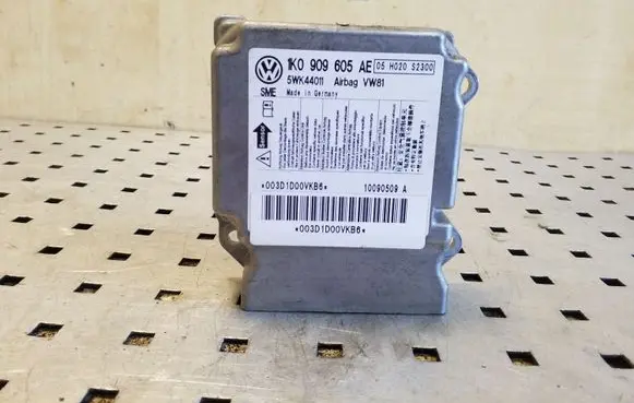 Volkswagen Scirocco Airbag control unit/module 1K0909605AE