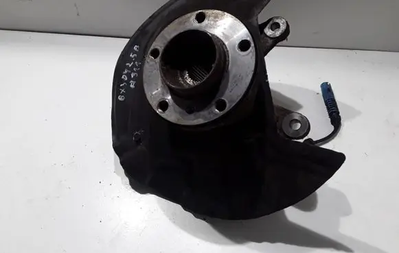 BMW X3 E83 Front wheel hub