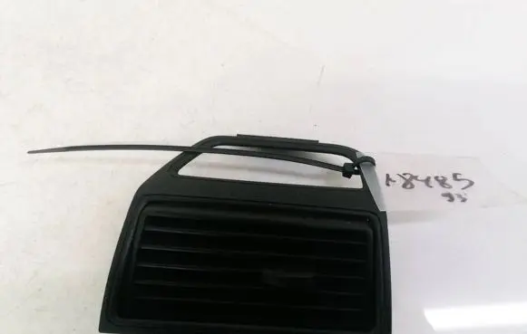 Fiat Grande Punto Dash center air vent grill
