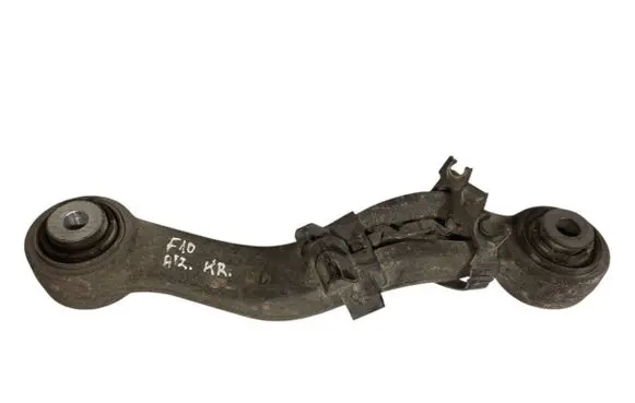 Rear control arm