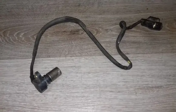 Volvo S60 Camshaft position sensor 1030000929 9202134