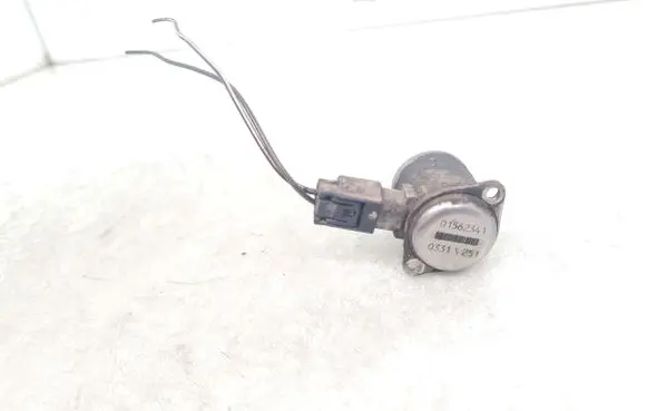 BMW 5 E60 E61 Hydraulic servotronic pressure valve 01562341