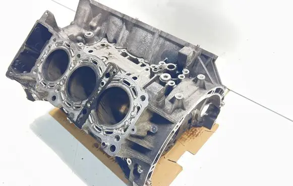 Mercedes-Benz ML W164 Engine block R6428105