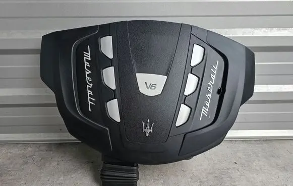 Maserati Levante Engine cover (trim)