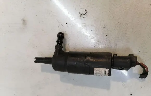BMW X5 E70 Headlight washer pump 8377430 132640
