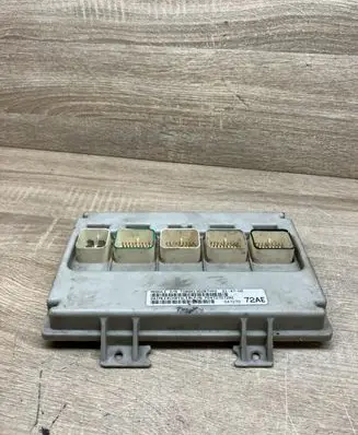 Chrysler Voyager Comfort/convenience module 04727072AE P04727072AE T0BQH1302B7VPO