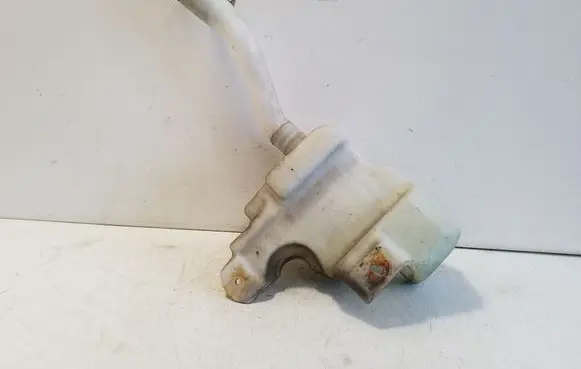 Fiat 500L Windshield washer fluid reservoir/tank 51883639