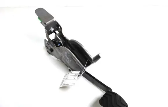 Dacia Sandero III Brake pedal 465016808R
