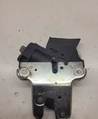 Audi A6 S6 C6 4F Tailgate/trunk/boot lock/catch/latch 4F5827505D 4F5827505