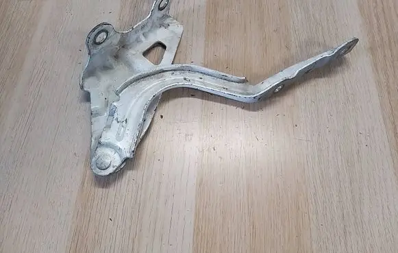 Hyundai i20 (GB IB) Engine bonnet/hood hinges NNI15251