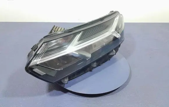 Dacia Sandero Headlight/headlamp 260605914R