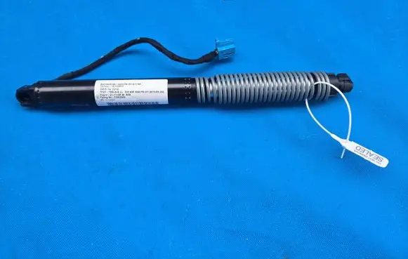 BMW 7 G11 G12 Tailgate/trunk/boot lift motor 8499572