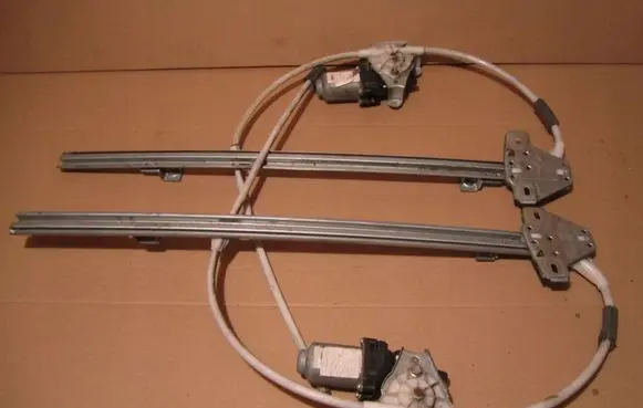 Renault Master II Front door window regulator with motor