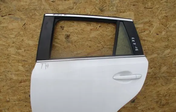 Mazda 6 Rear door