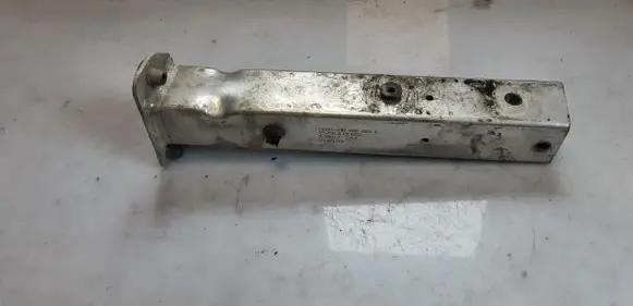 Audi A8 S8 D4 4H Front bumper mounting bracket 4H0806064E