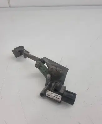 Bentley Continental Rear air suspension level height sensor 3w7616572