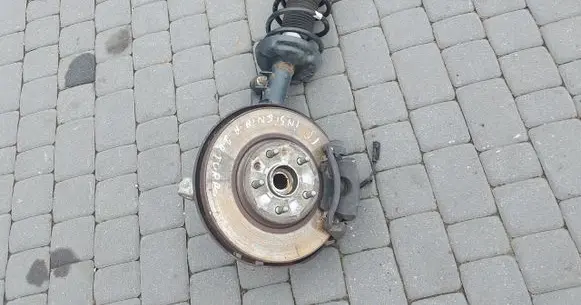 Opel Insignia A Front wheel hub spindle knuckle