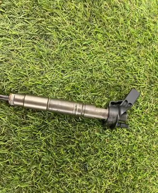 Fuel injector