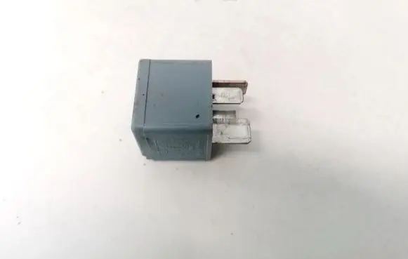 Ford Focus Other relay 5M5T14B192EA V23136J4X62
