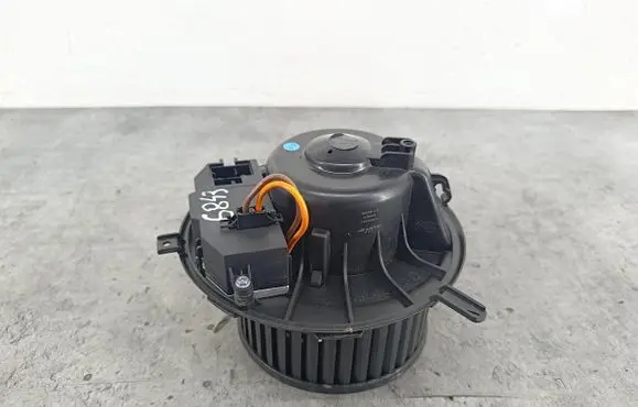 Audi A3 S3 8P Heater fan/blower 2002221