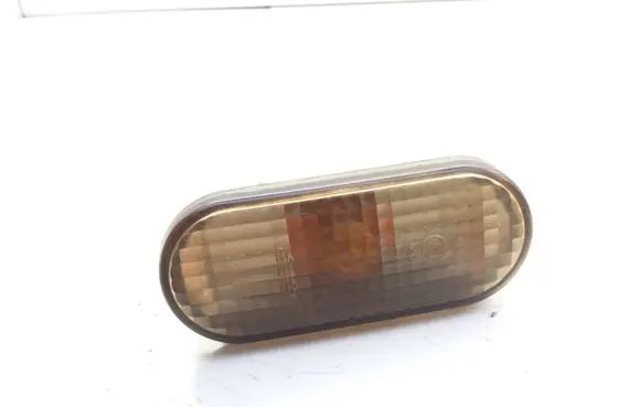 Volkswagen PASSAT B3 Front fender indicator light 3A0949117B