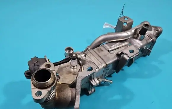 EGR valve cooler