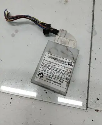 BMW 5 E60 E61 Air suspension control unit module (rear) 6784314 49183290000319399