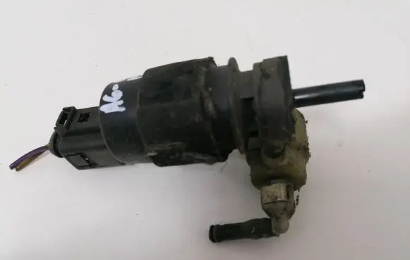 Audi A6 S6 C6 4F Windscreen/windshield washer pump 1K6955651