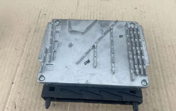 Volvo S60 Engine control unit/module 0281011441 1039S04101 30646978A