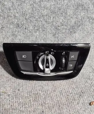 BMW 5 G30 G31 Light switch 9493732 18347910