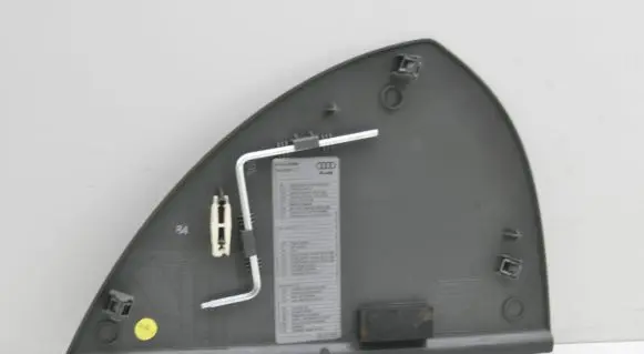 Audi Q7 4L Dashboard side end trim 4L0857085A