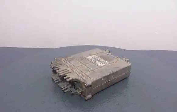 Seat Alhambra (Mk1) Engine control unit/module ECU 028906021GS