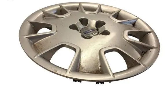 Volvo V70 R16 wheel hub/cap/trim 30683237 24950