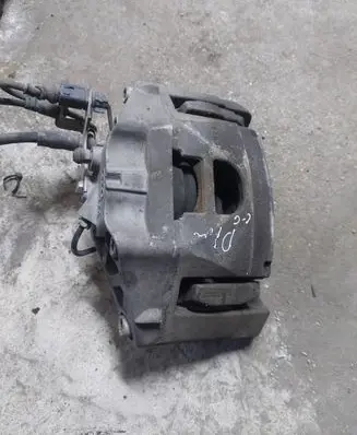 Audi A6 S6 C6 4F Front brake caliper L026